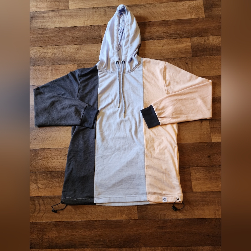 Free planet hoodie🩷💙